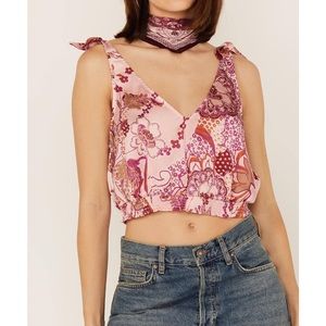 Free People Weekend In Montauk Statin Floral Crop Top. Women’s large. NWT